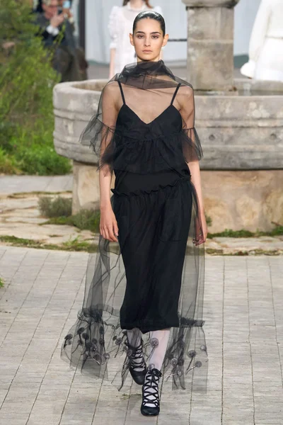 Look 39